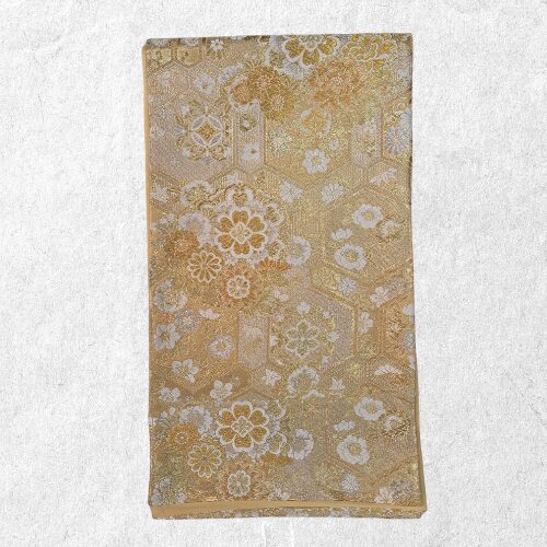 金地 亀甲に花文様 袋帯