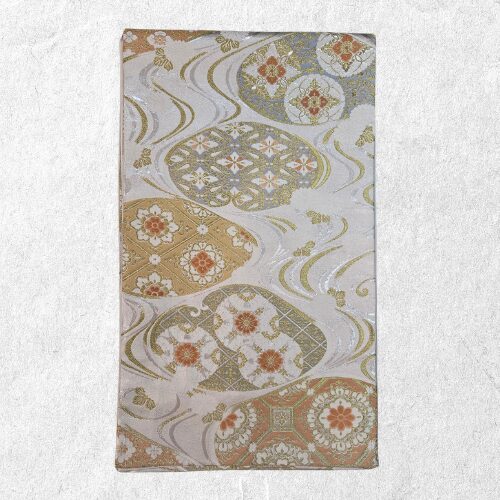 白地 流水に菱花文様 袋帯